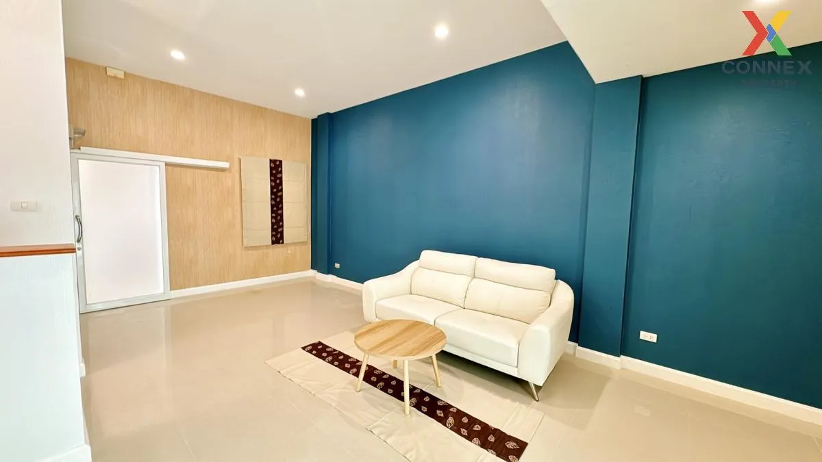 For Sale Townhouse/Townhome  , The Metro Rama 9 , newly renovated 2