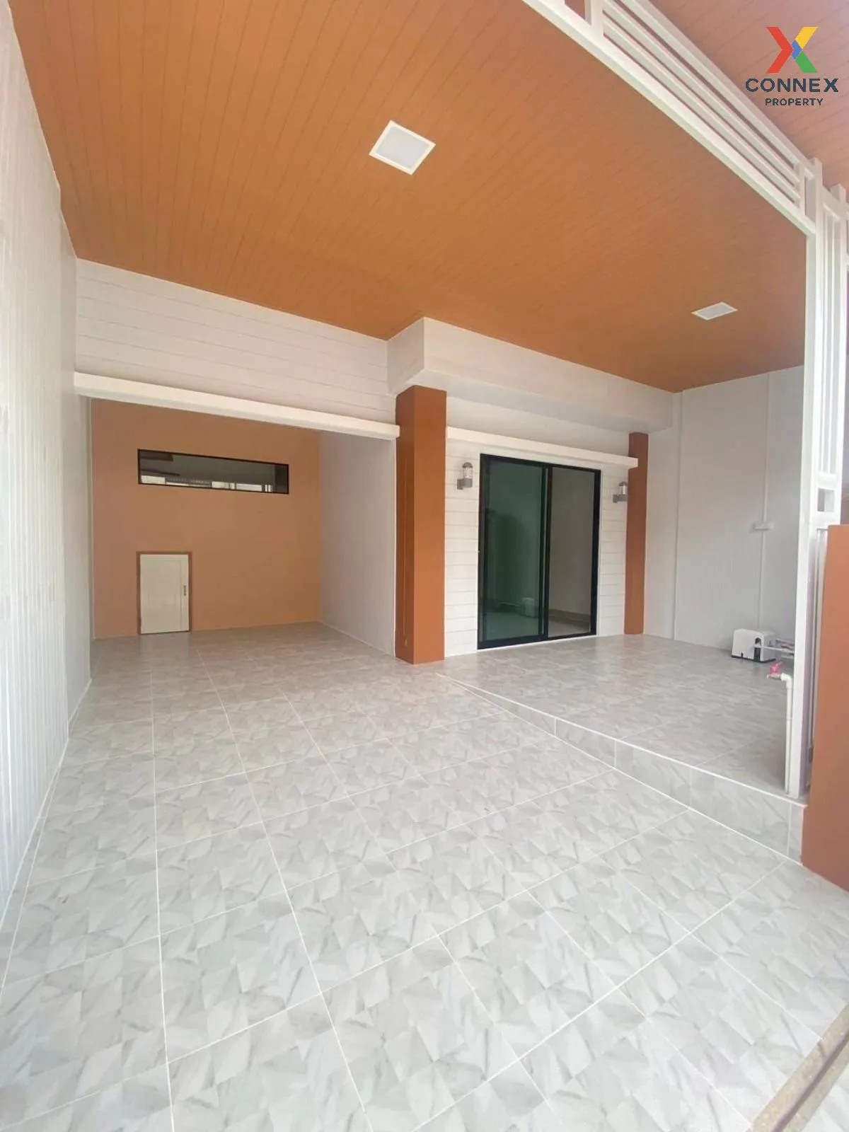 ขายทาวน์เฮ้าส์/ทาวน์โฮม  บ้านพฤกษา 40 รังสิต คลอง 3 รีโนเวทใหม่ ค 3
