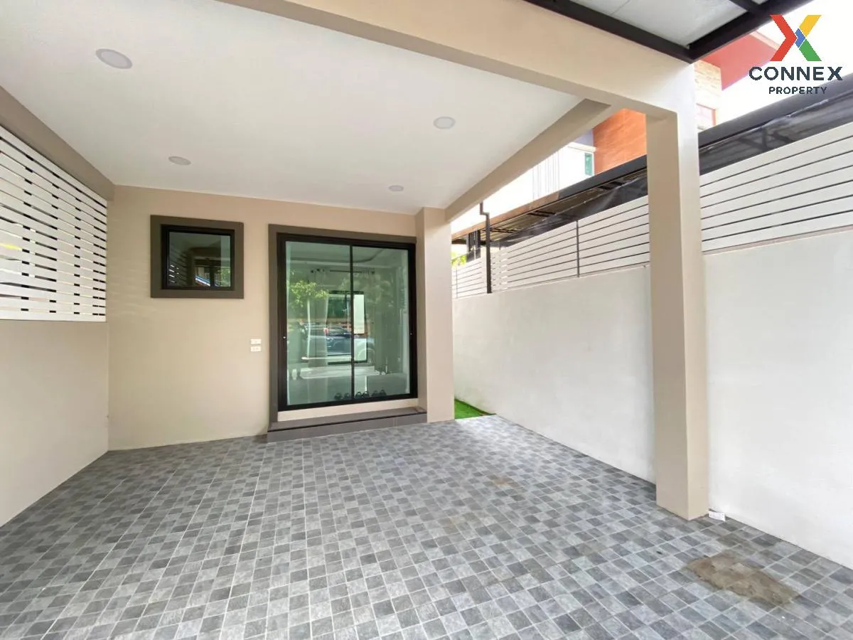 For Sale Townhouse/Townhome  , Mitpracha Villa Pak Kret , newly r 2