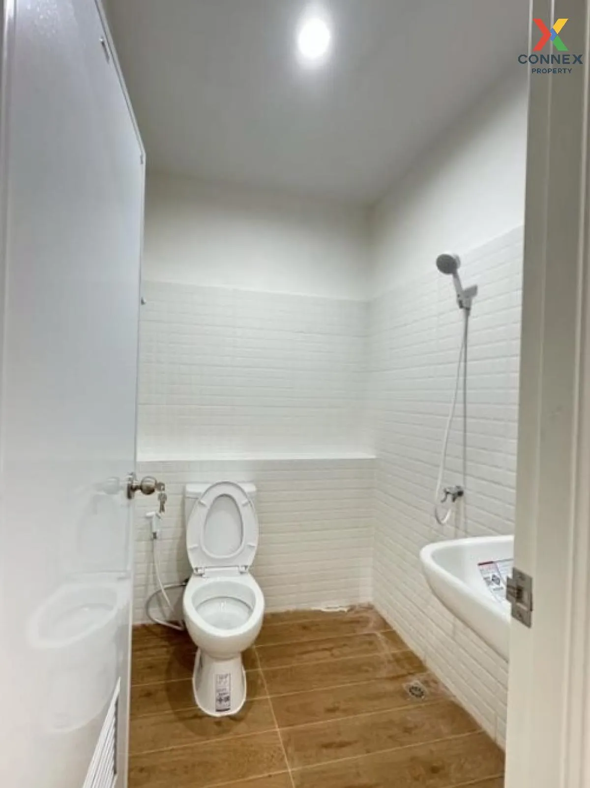 For Sale Townhouse/Townhome  , Petchpailin Phraya Suren 35 , Bang