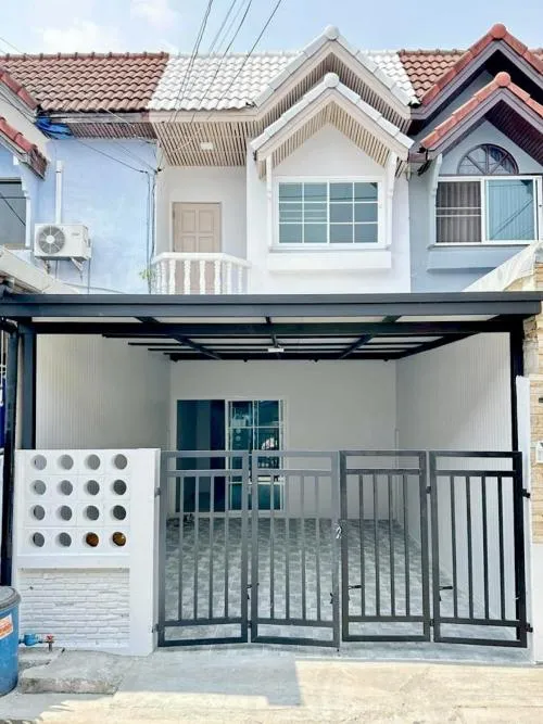 For Sale Townhouse/Townhome  , Petchpailin Phraya Suren 35 , Bang Chan , Khlong Sam Wa , Bangkok , CX-121545