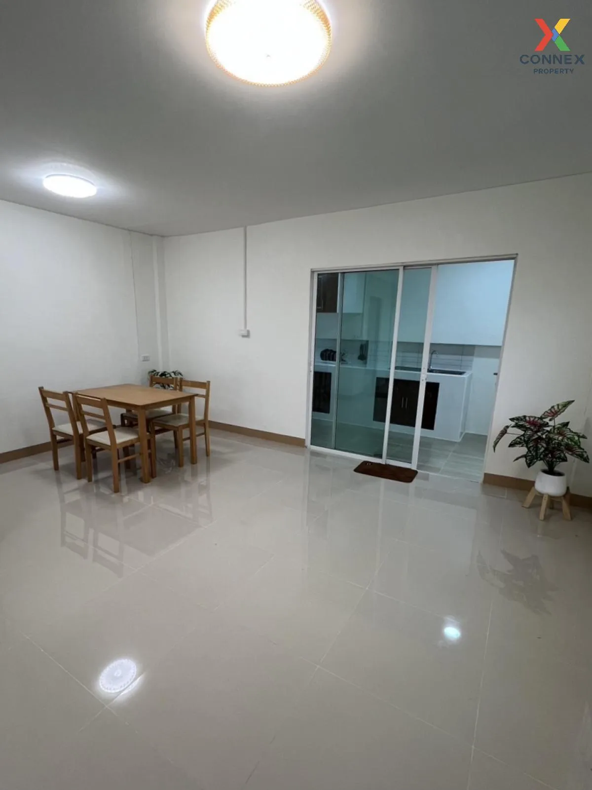 For Sale Townhouse/Townhome  , Suksamran Living Pracha Uthit 90 ,
