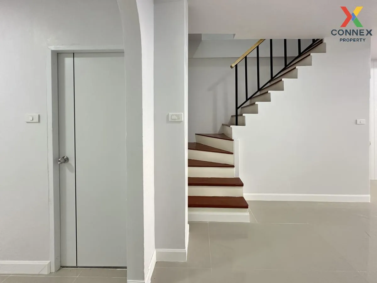 For Sale Townhouse/Townhome  , Sena Vila 91 , Pracha Thipat , Tha 4