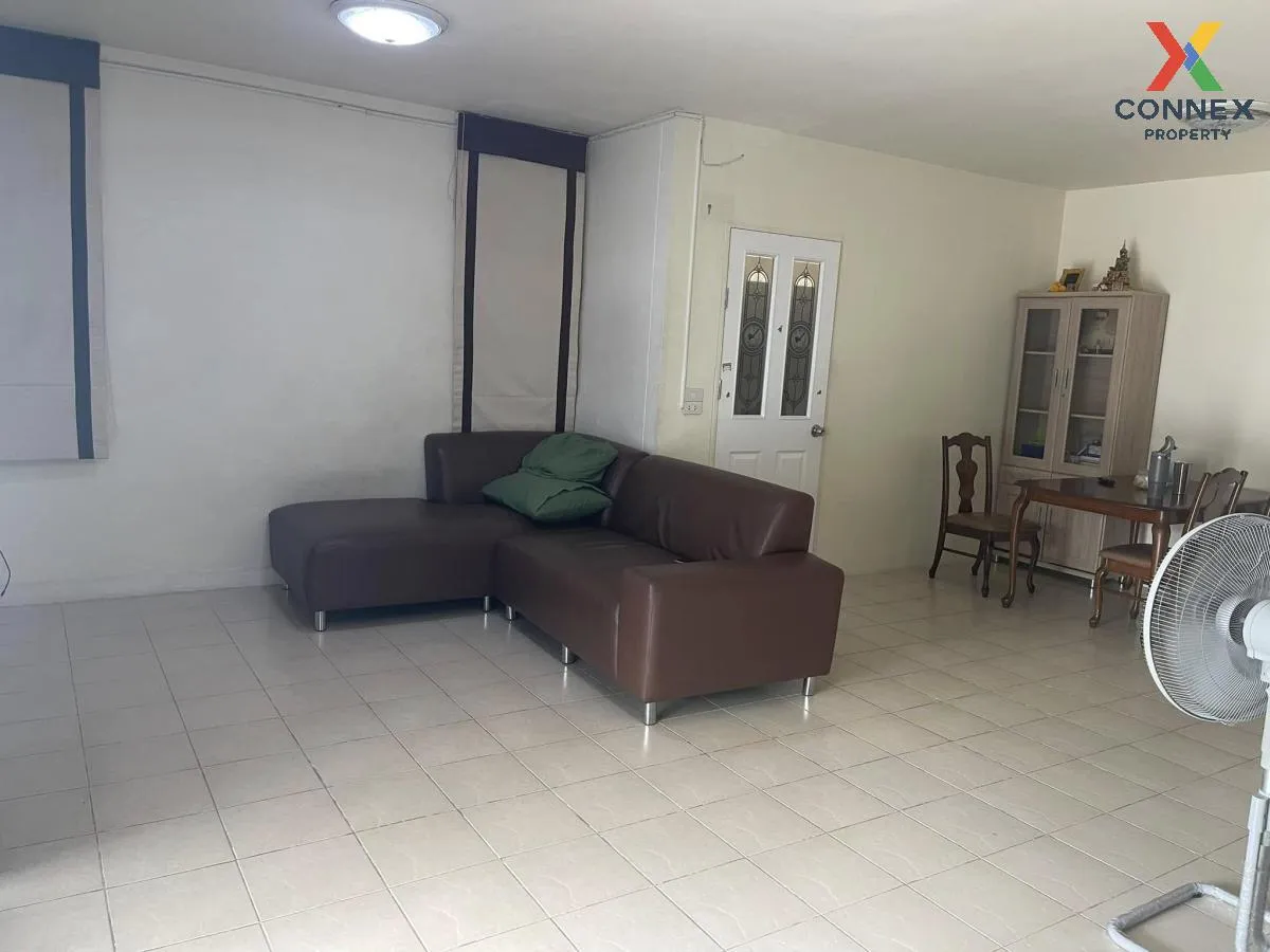 For Sale Townhouse/Townhome  , Pruksa Ville 2 Don Mueang , SRT-La 3