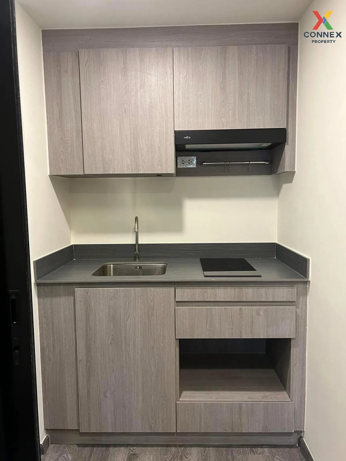 For Sale Condo , THE ORIGIN Onnut , corner unit , BTS-On Nut , Su