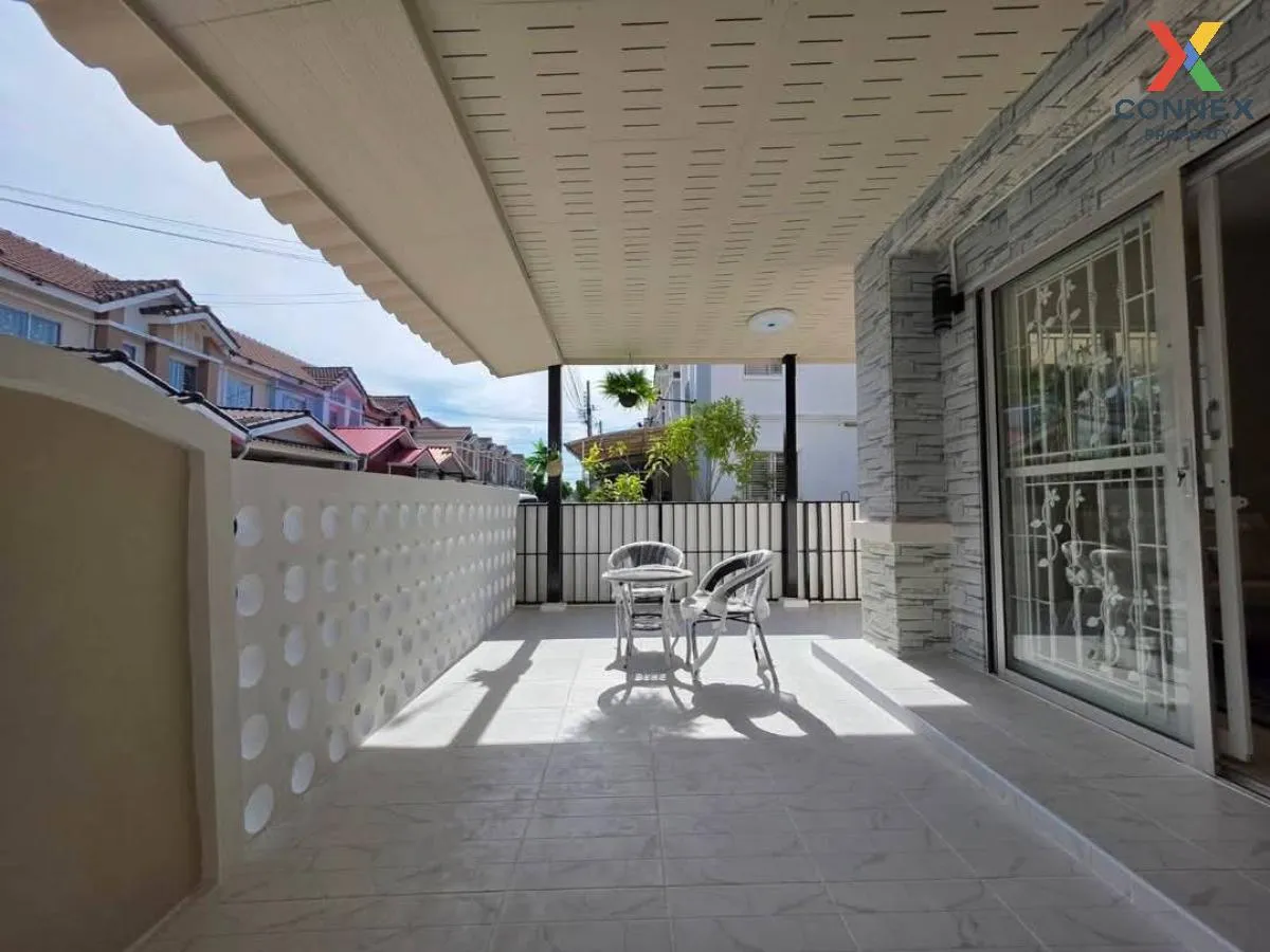 For Sale Townhouse/Townhome  , Baan Pruksa 56 , corner unit , new