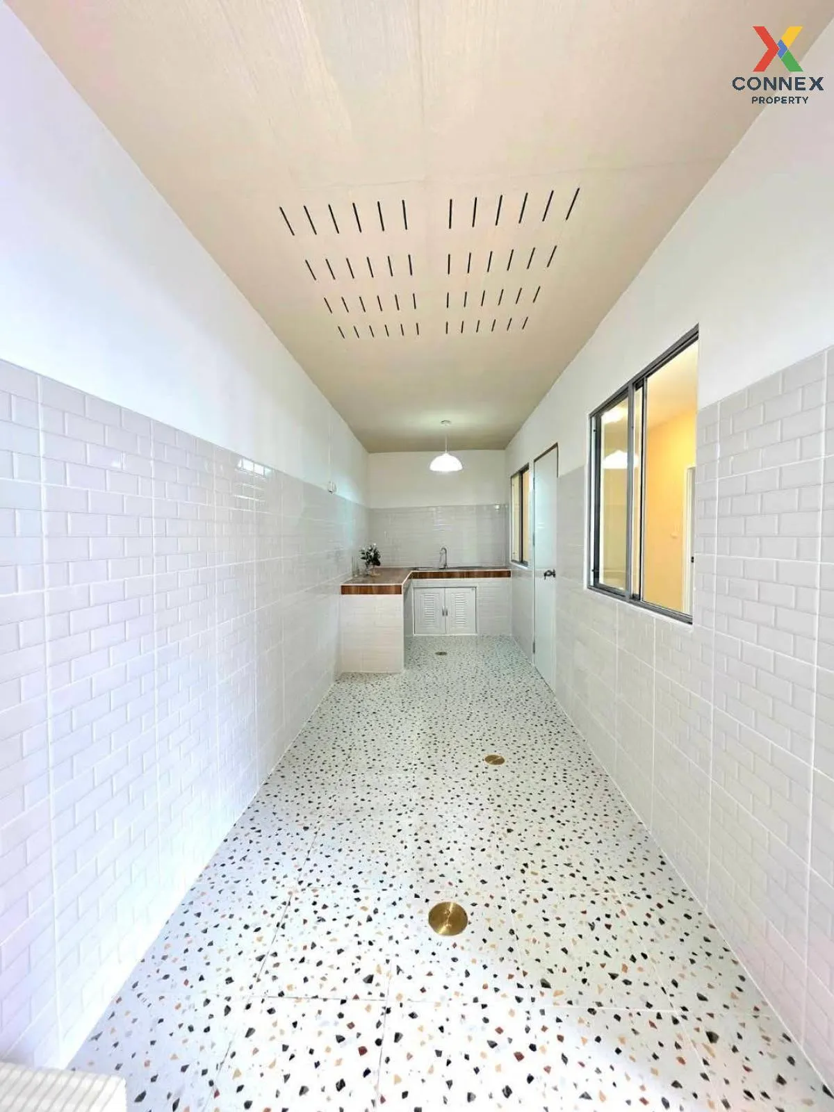 For Sale Townhouse/Townhome  , Baan Pruksa 56 , corner unit , new