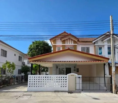 For Sale Townhouse/Townhome  , Baan Pruksa 56 , corner unit , newly renovated , Thetsaban Nakhon Samut Pra , Phra Samut Chedi , Samut Prakarn , CX-121625