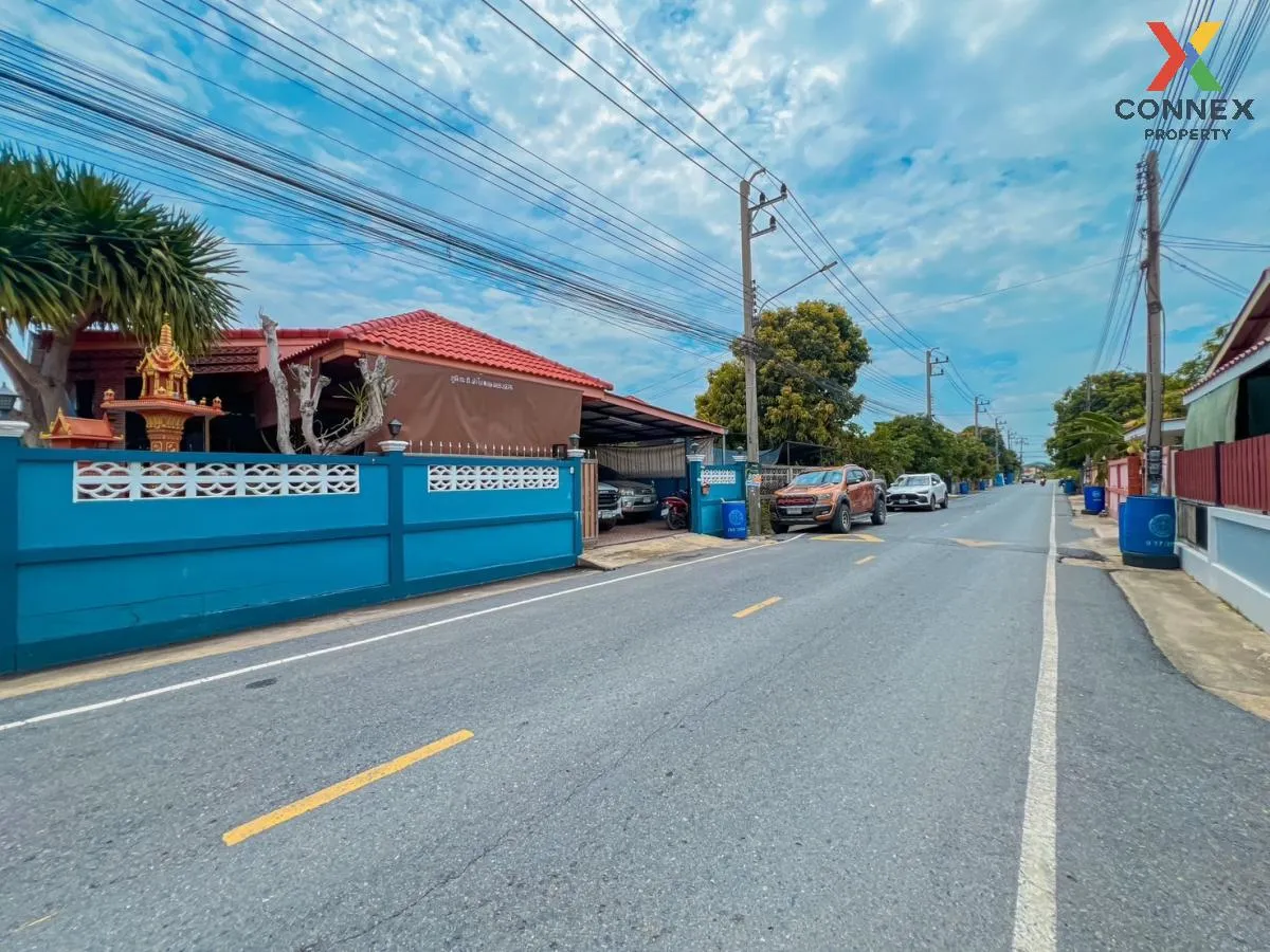 For Sale House , Arisara 3 Phase 2 , Khlong Phra Udom , Lat Lum K 2