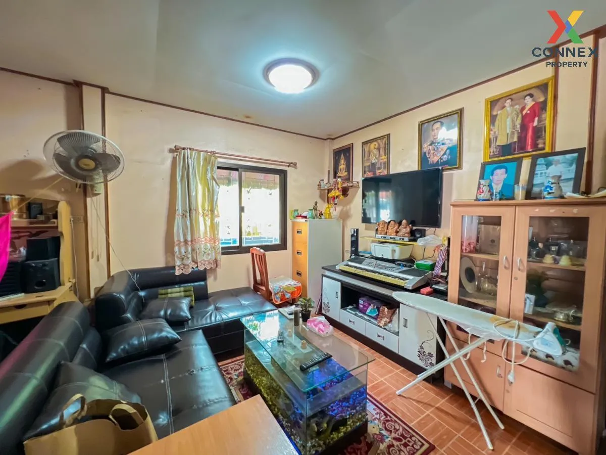 For Sale House , Arisara 3 Phase 2 , Khlong Phra Udom , Lat Lum K 4
