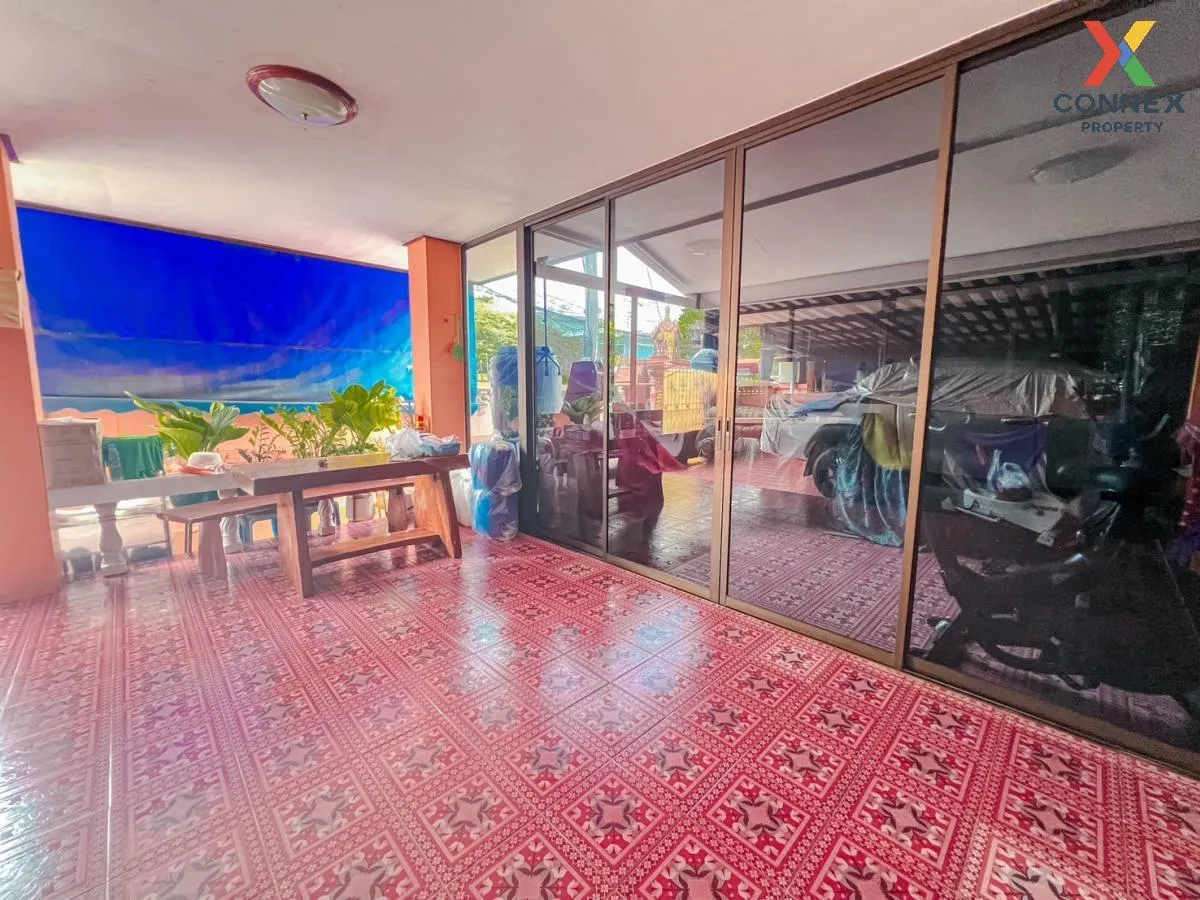 For Sale House , Arisara 3 Phase 2 , Khlong Phra Udom , Lat Lum K 3