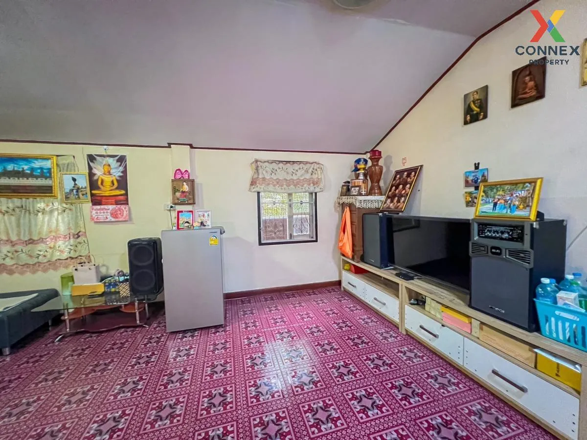 For Sale House , Arisara 3 Phase 2 , Khlong Phra Udom , Lat Lum K