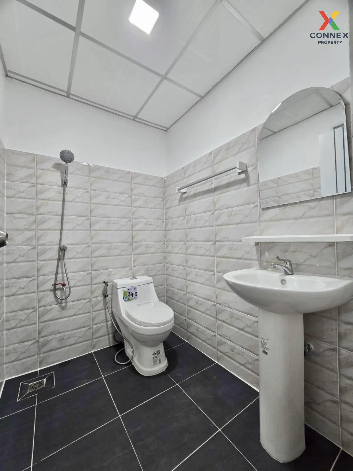 For Sale Townhouse/Townhome  , Baan Pruksa 33 Bangbuathong , newl