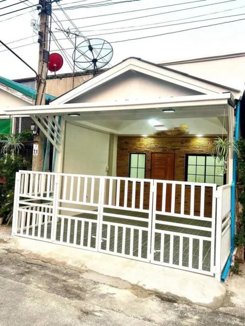 For Sale Townhouse/Townhome  , Baan Pimonrat 4 , Sai Noi , Sai Noi , Nonthaburi , CX-121669