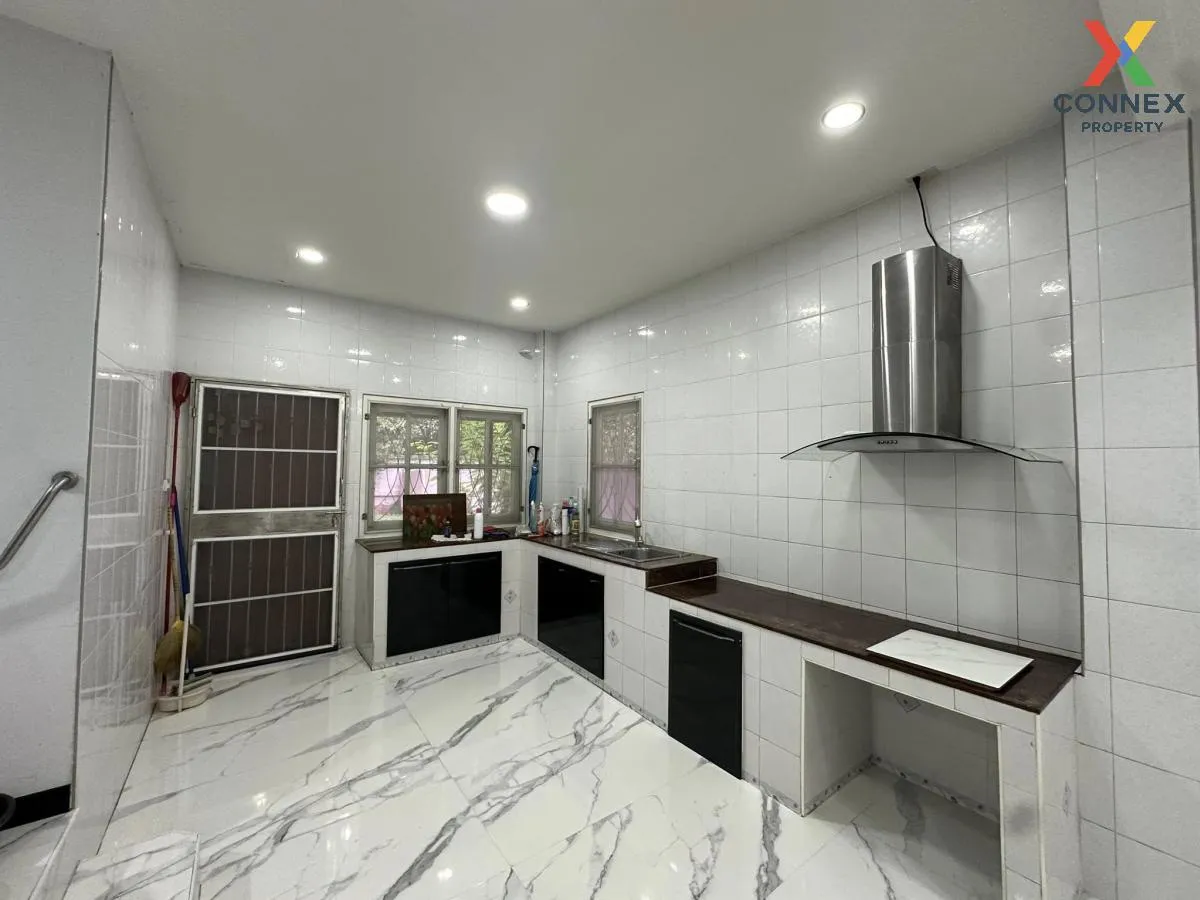 For Sale House , Submuensan 1 , Ban Chang , Mueang Pathum Thani ,