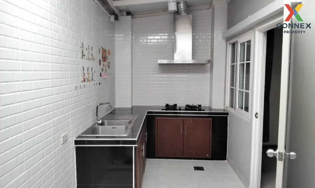 For Sale Townhouse/Townhome  , Golden Town 3 Bangna-Suanluang , w