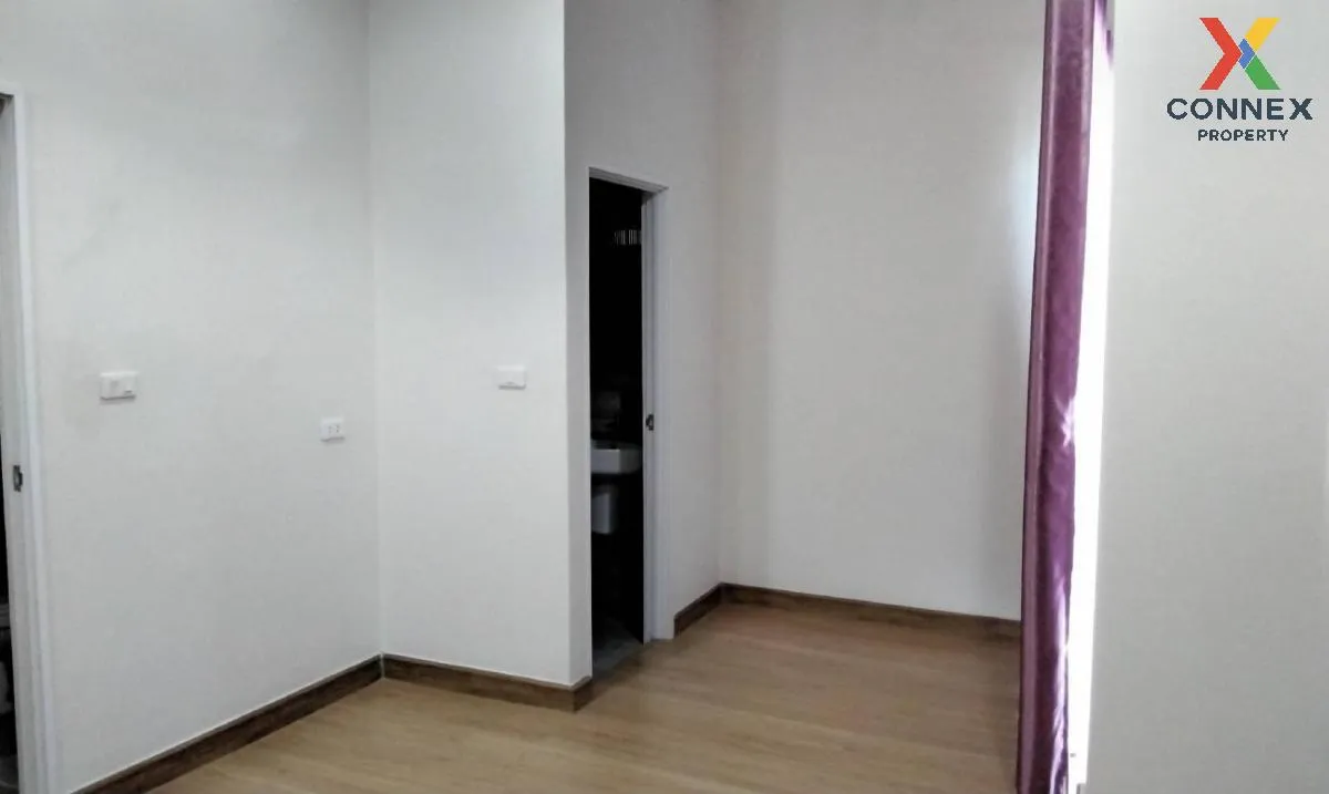 For Sale Townhouse/Townhome  , Golden Town 3 Bangna-Suanluang , w