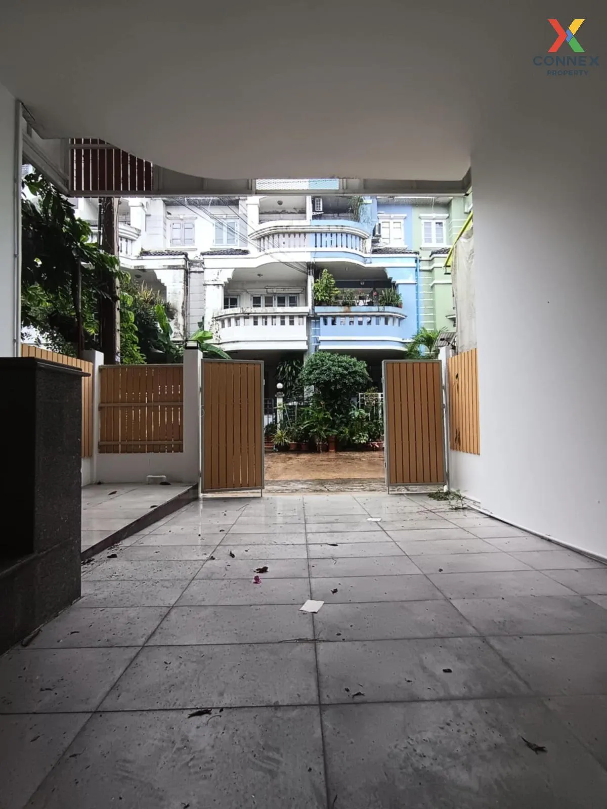 For Sale Townhouse/Townhome  , Nandana Garden Chaengwattana , new 2