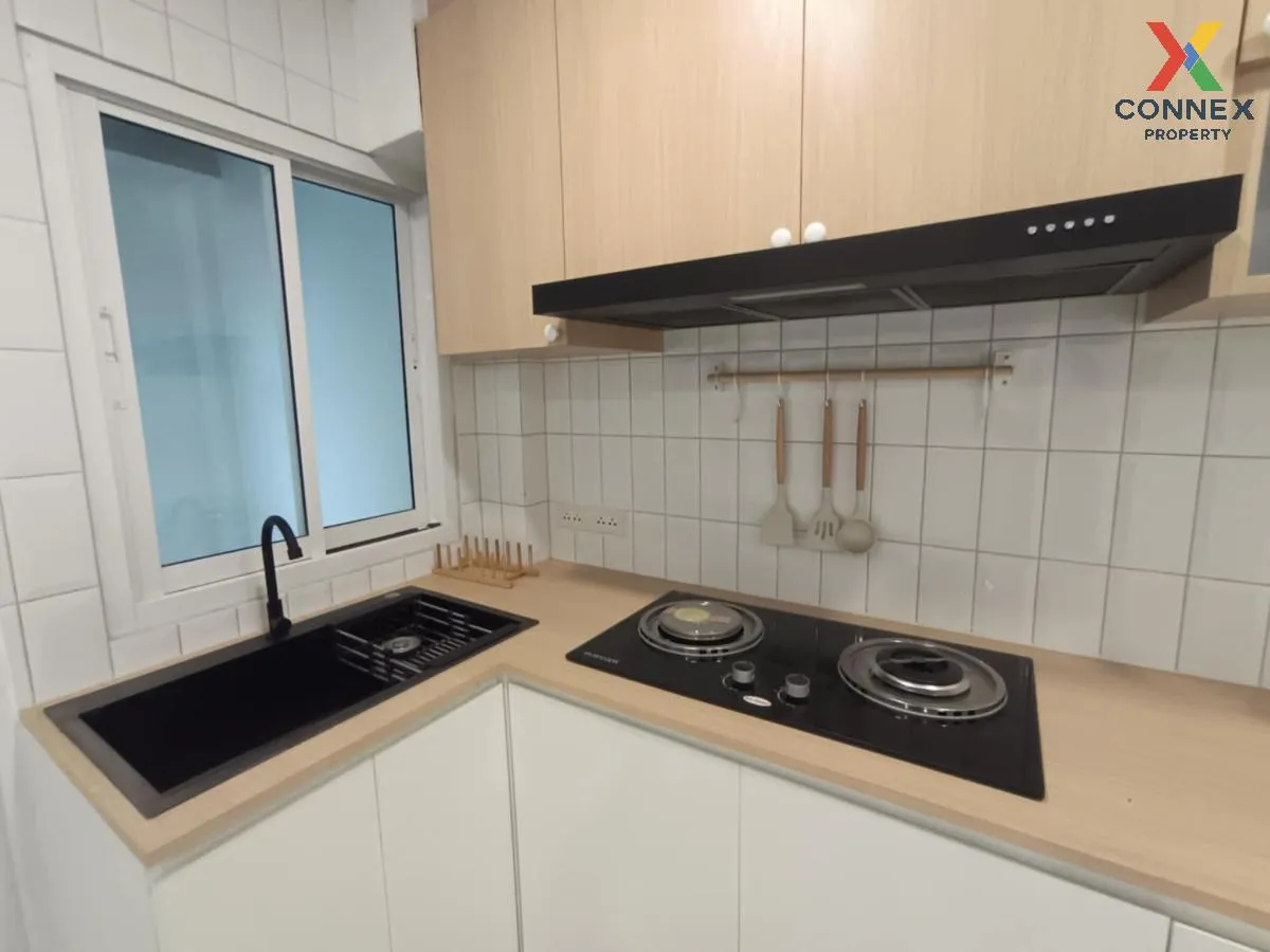 For Sale Townhouse/Townhome  , Nandana Garden Chaengwattana , new
