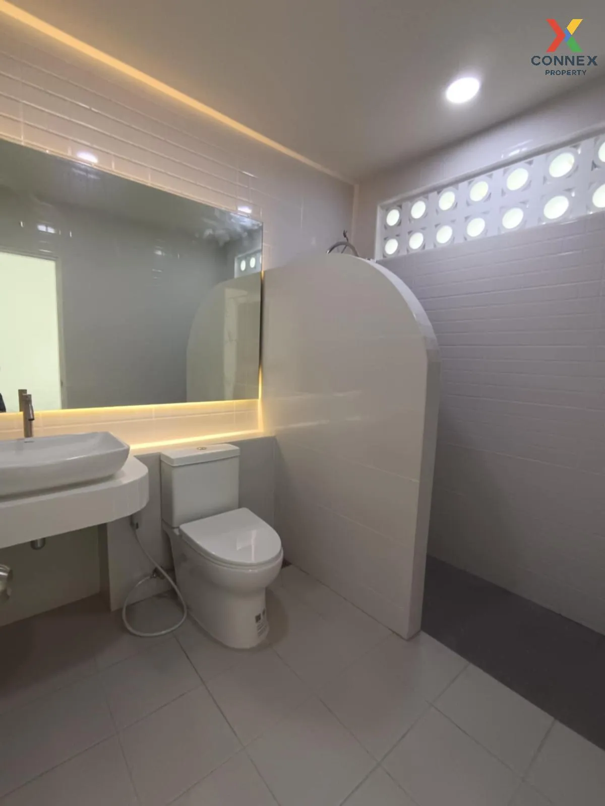 For Sale Townhouse/Townhome  , Nandana Garden Chaengwattana , new