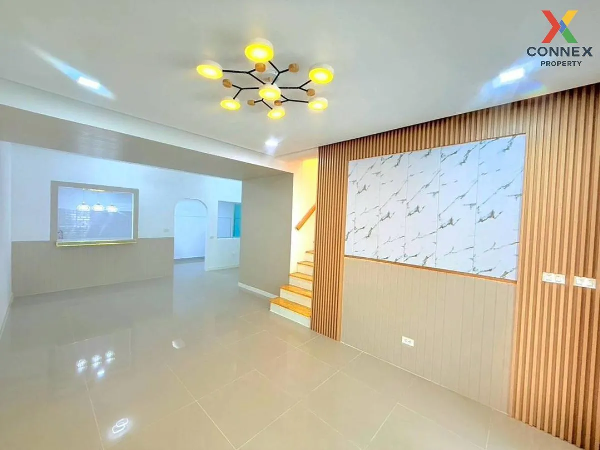 ขายทาวน์เฮ้าส์/ทาวน์โฮม  บ้านพฤกษา 38/3 ชัยพฤกษ์-วงแหวนฯ รีโนเวทใ