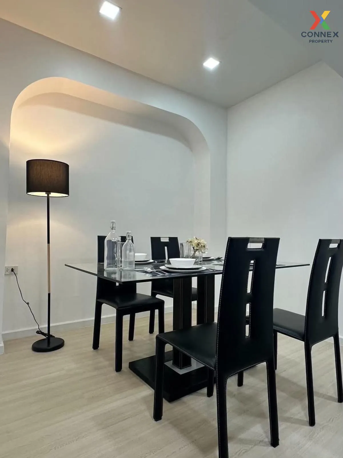 ขายบ้านทาวน์เฮ้าส์,ซอยนวลจันทร์ 27 รีโนเวทใหม่ นวลจันทร์ เขต บึงก