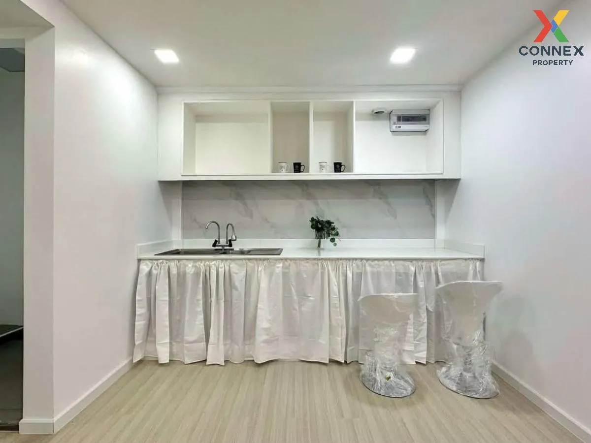 ขายบ้านทาวน์เฮ้าส์,ซอยนวลจันทร์ 27 รีโนเวทใหม่ นวลจันทร์ เขต บึงก