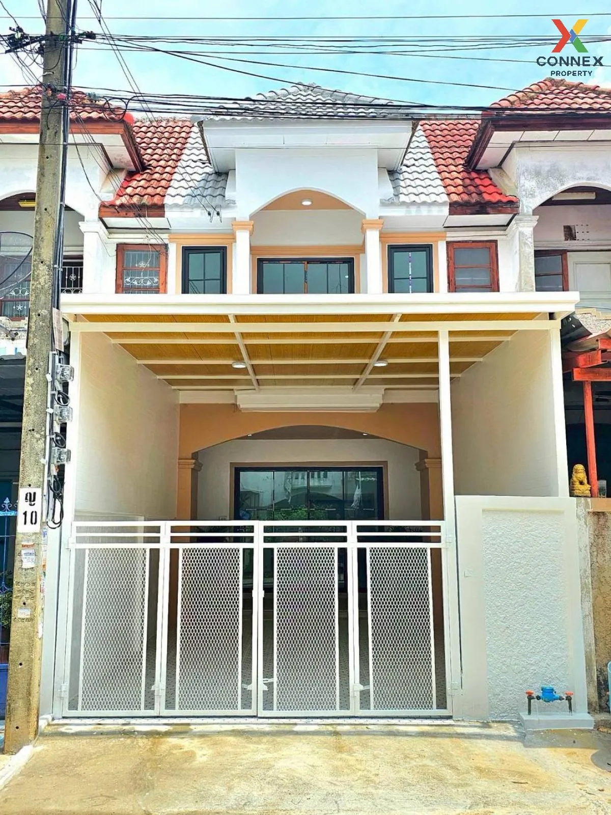 For Sale Townhouse/Townhome  , Chr. Rungruang 6 , newly renovated 1