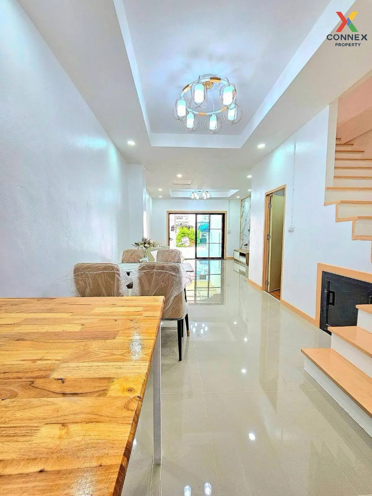 For Sale Townhouse/Townhome  , Chr. Rungruang 6 , newly renovated