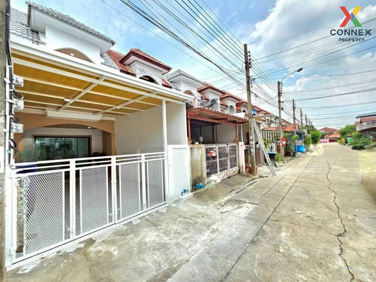 ขายทาวน์เฮ้าส์/ทาวน์โฮม  ช. รุ่งเรือง 6 รีโนเวทใหม่ บางรักพัฒนา บ 2