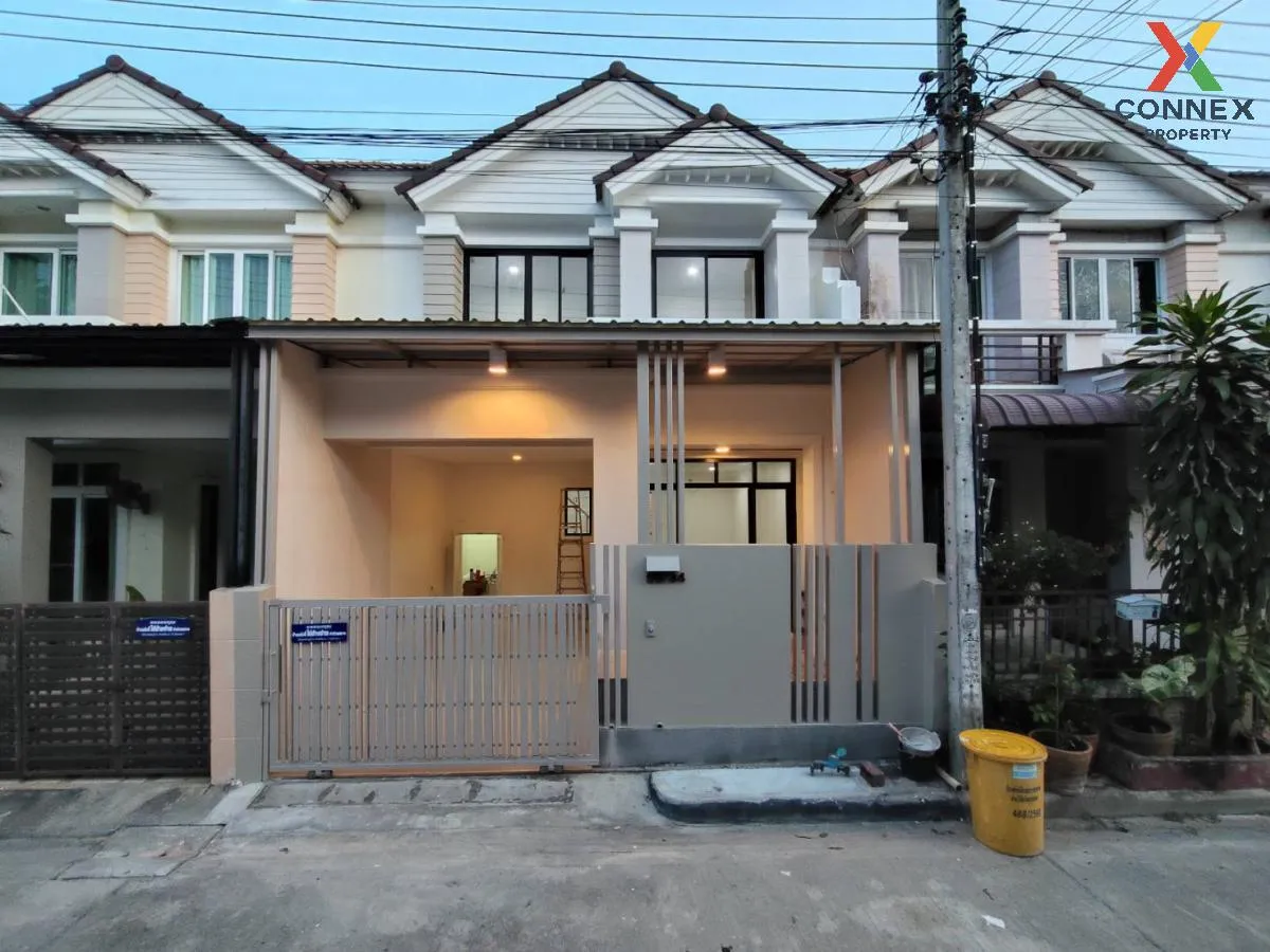 For Sale Townhouse/Townhome  , Thipphiman Baan Rim Khlong , newly 1