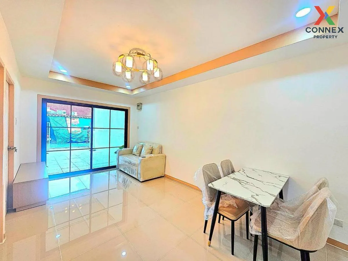 ขายทาวน์เฮ้าส์/ทาวน์โฮม  บ้านตะวันงาม รีโนเวทใหม่ บางใหญ่ บางใหญ่