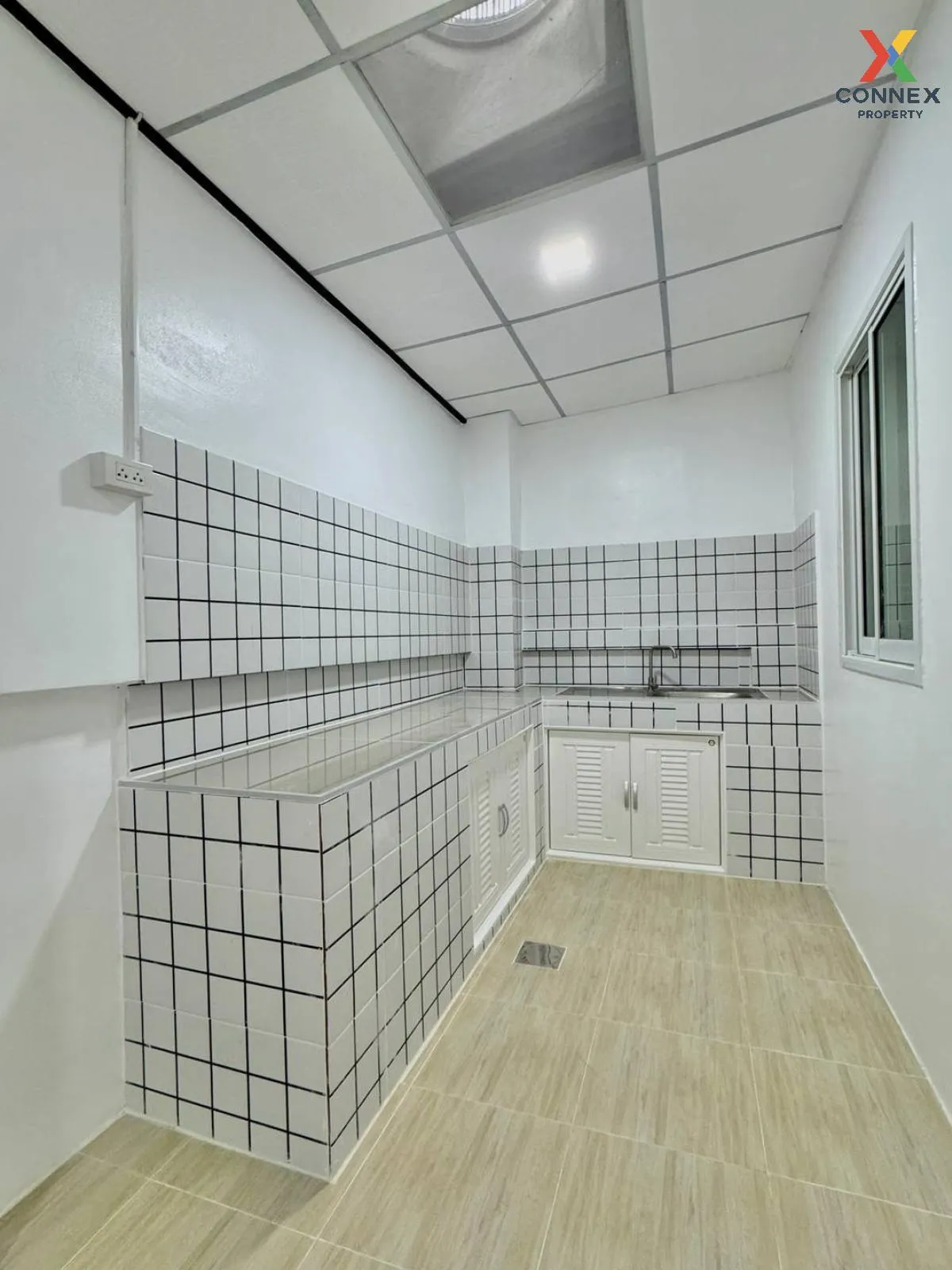 ขายทาวน์เฮ้าส์/ทาวน์โฮม  บ้านปิยวรารมย์ 1 รีโนเวทใหม่ บางบัวทอง บ