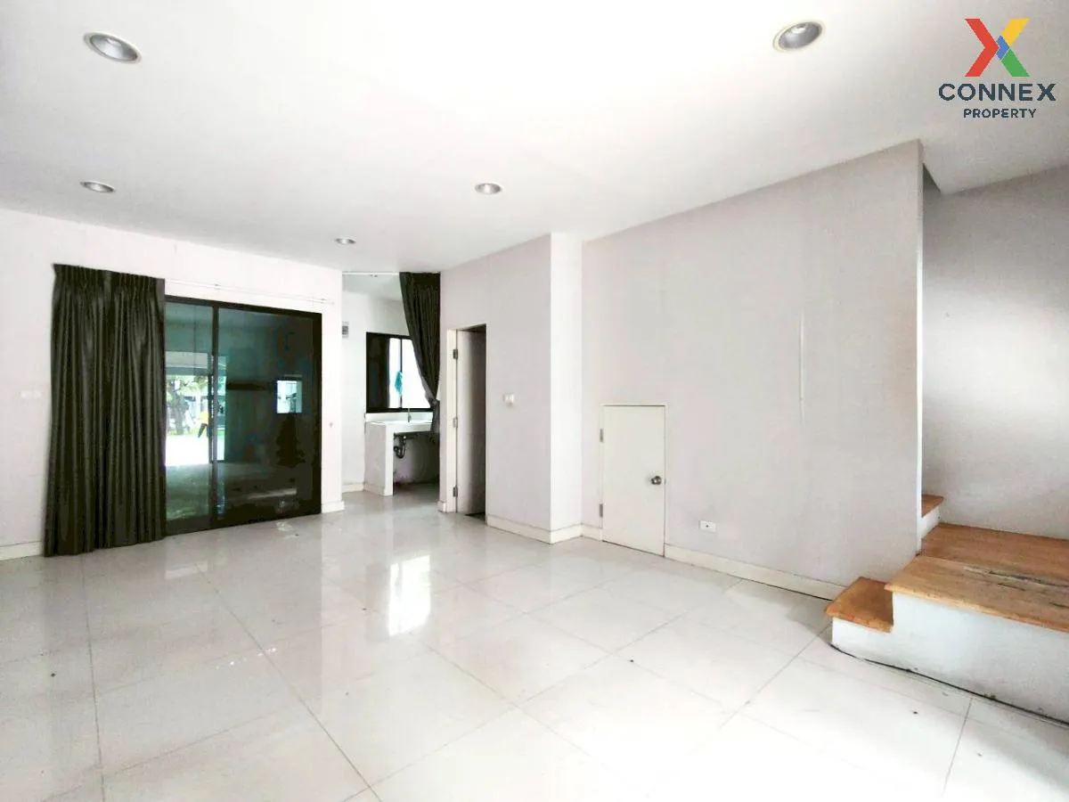 For Sale Townhouse/Townhome  , BAAN KLANG MUANG NGAMWONGWAN , riv