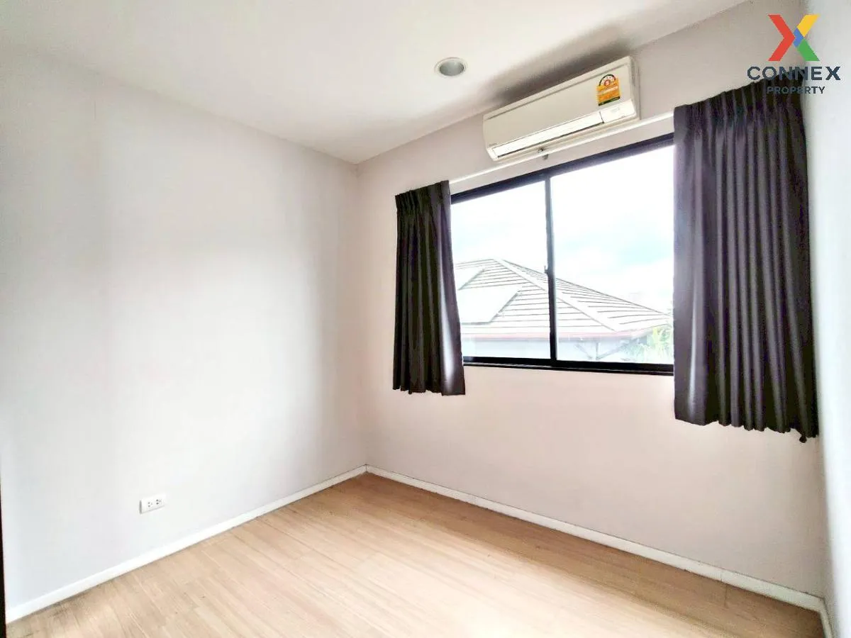 For Sale Townhouse/Townhome  , BAAN KLANG MUANG NGAMWONGWAN , riv