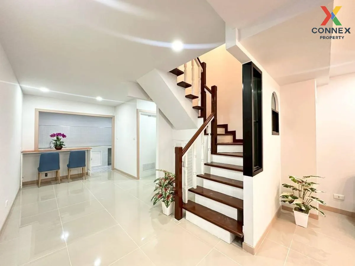 ขายทาวน์เฮ้าส์/ทาวน์โฮม  สิรารมย์ บางบัวทอง รีโนเวทใหม่ พิมลราช บ