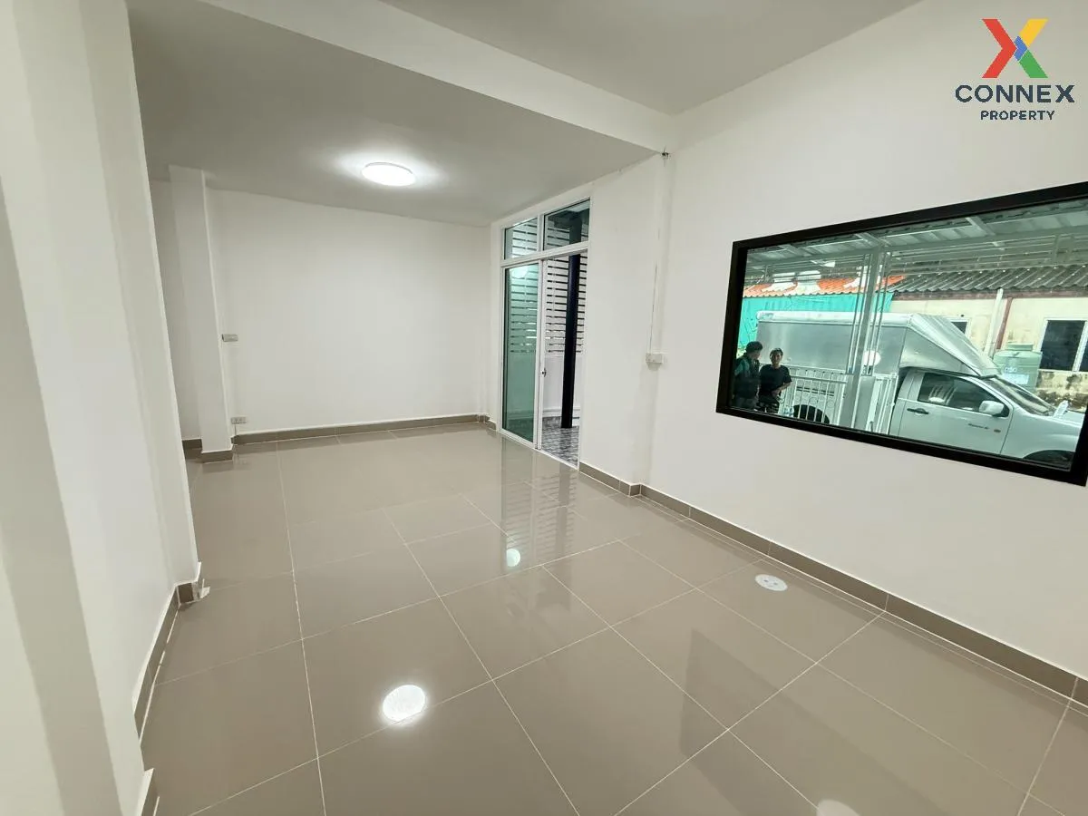 For Sale Townhouse/Townhome  , Baan Wararak Rangsit-Klong 3 , Khl
