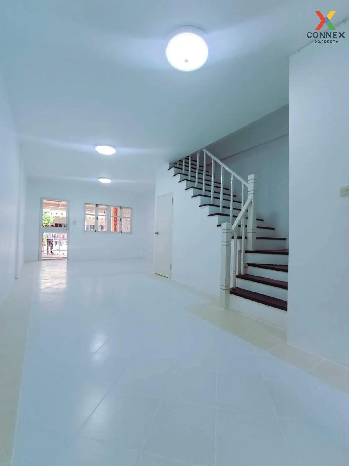 For Sale Townhouse/Townhome  , Baan Piya Wararom 3  , newly renov 4