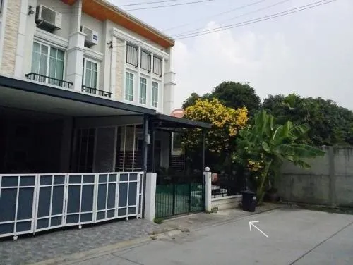 For Sale Townhouse/Townhome  , Golden Town 2 Pinklao - Charansanitwong , corner unit , Bang Kruai , Bang Yai , Nonthaburi , CX-122201