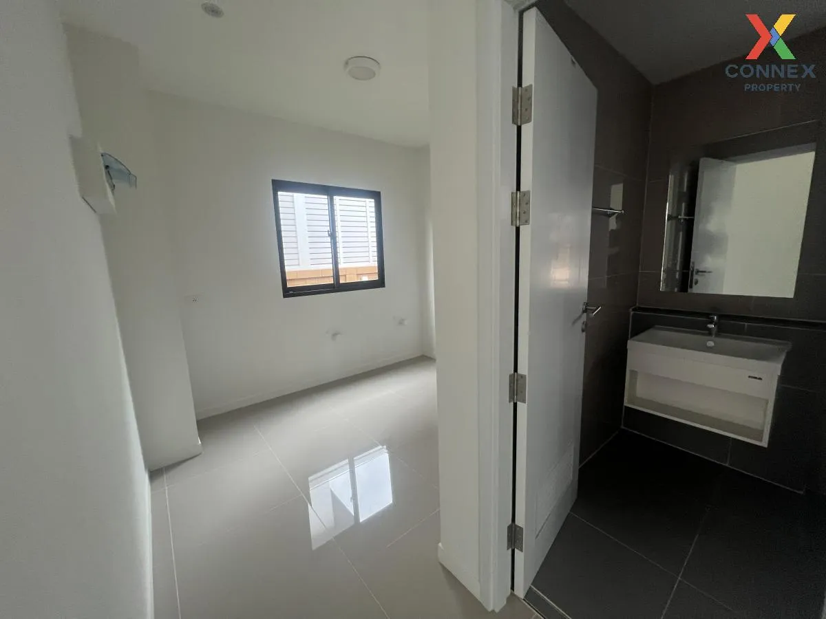 For Sale House , Passorn Prestige Pinklao-Petchkasem , Krathum Lo