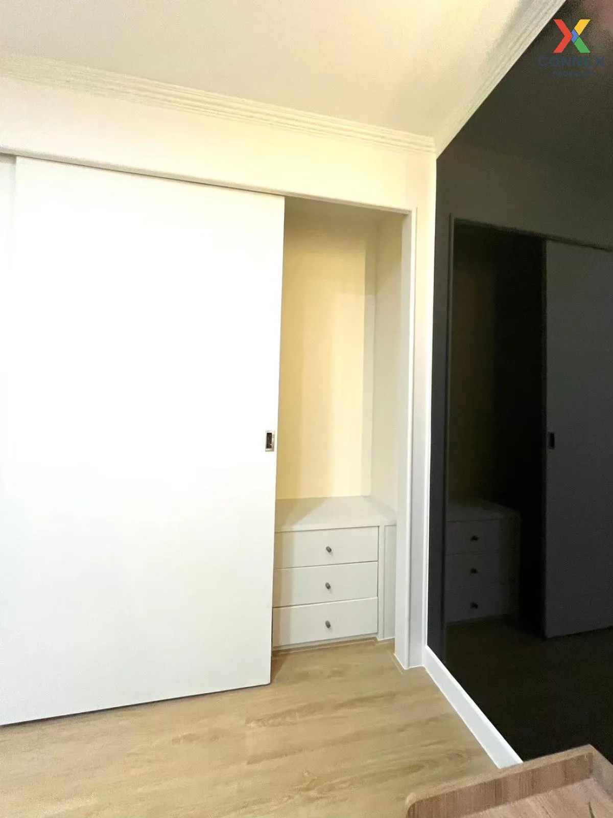 For Sale Condo , Piyaphirom Condo , newly renovated , Chankasem ,