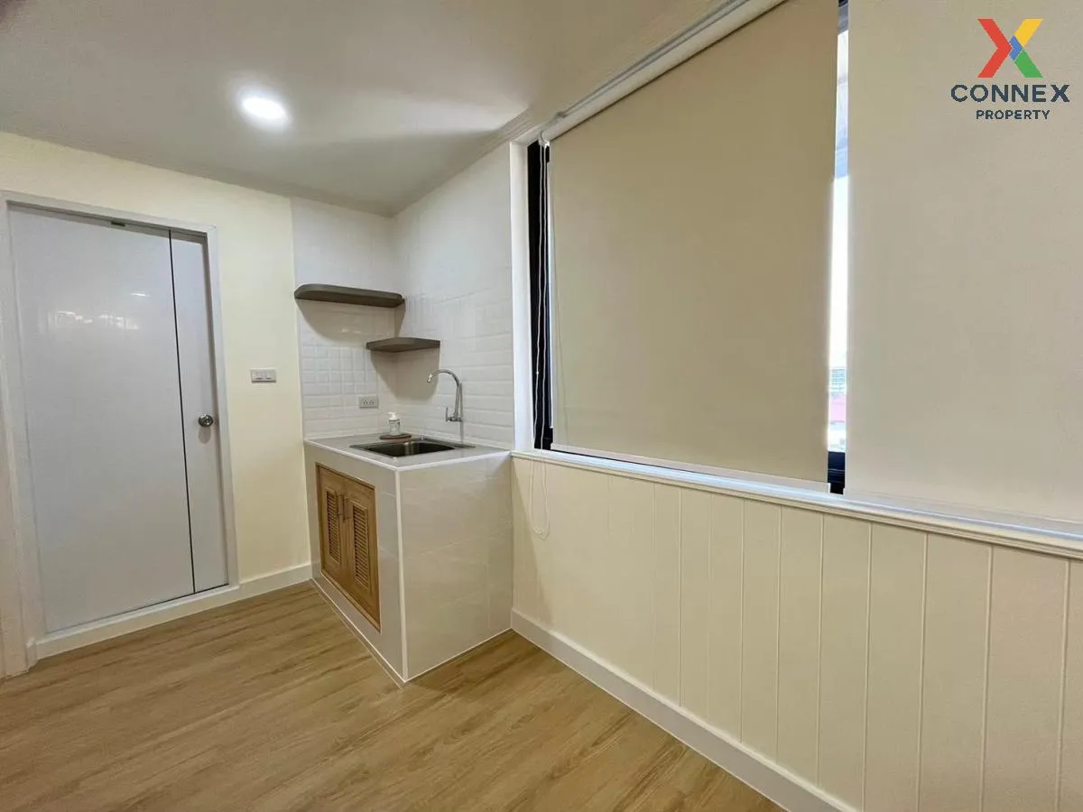 For Sale Condo , Piyaphirom Condo , newly renovated , Chankasem ,