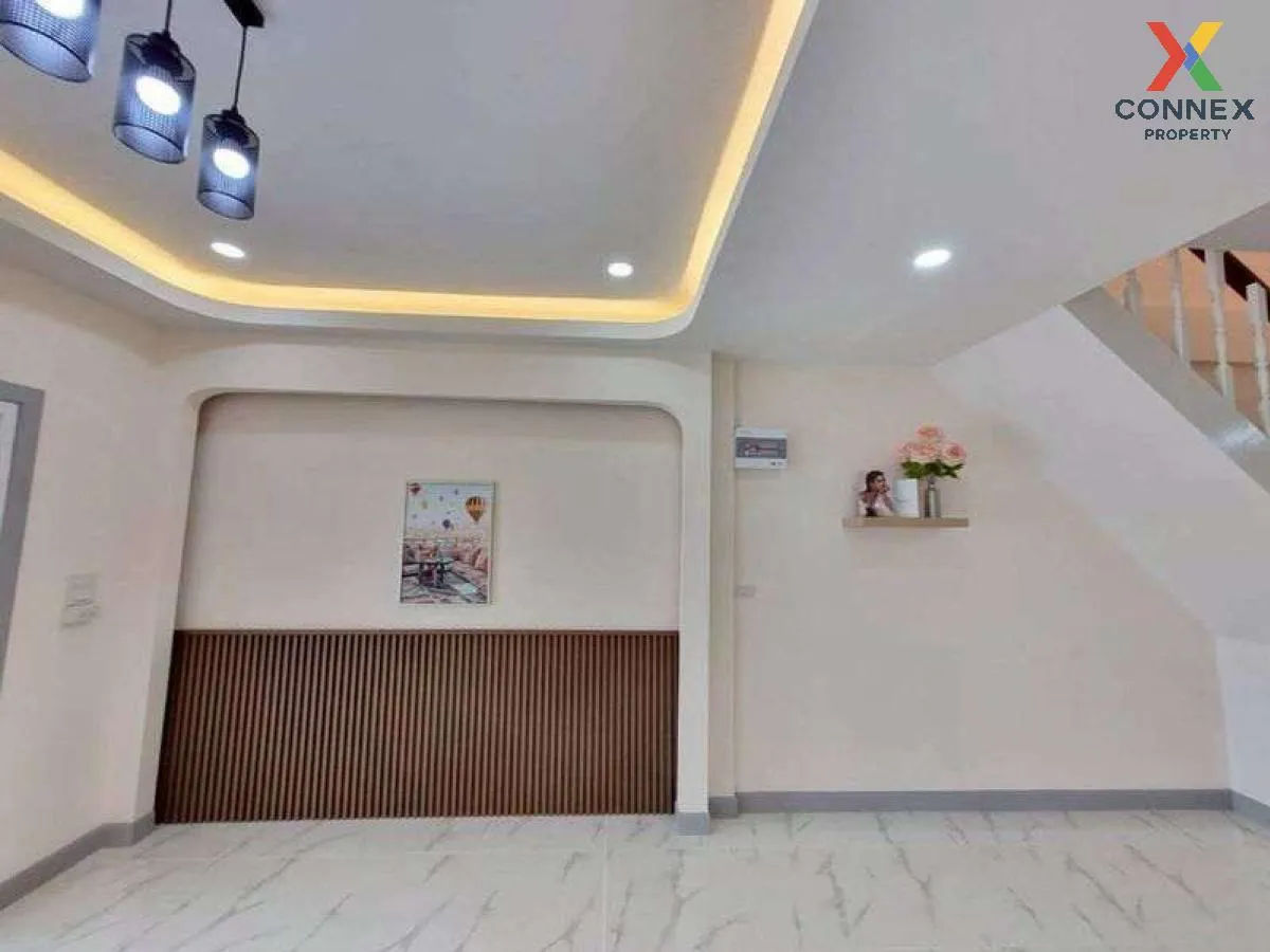 ขายทาวน์เฮ้าส์/ทาวน์โฮม  บ้านพฤกษา 3 บางบัวทอง รีโนเวทใหม่ บางคูร