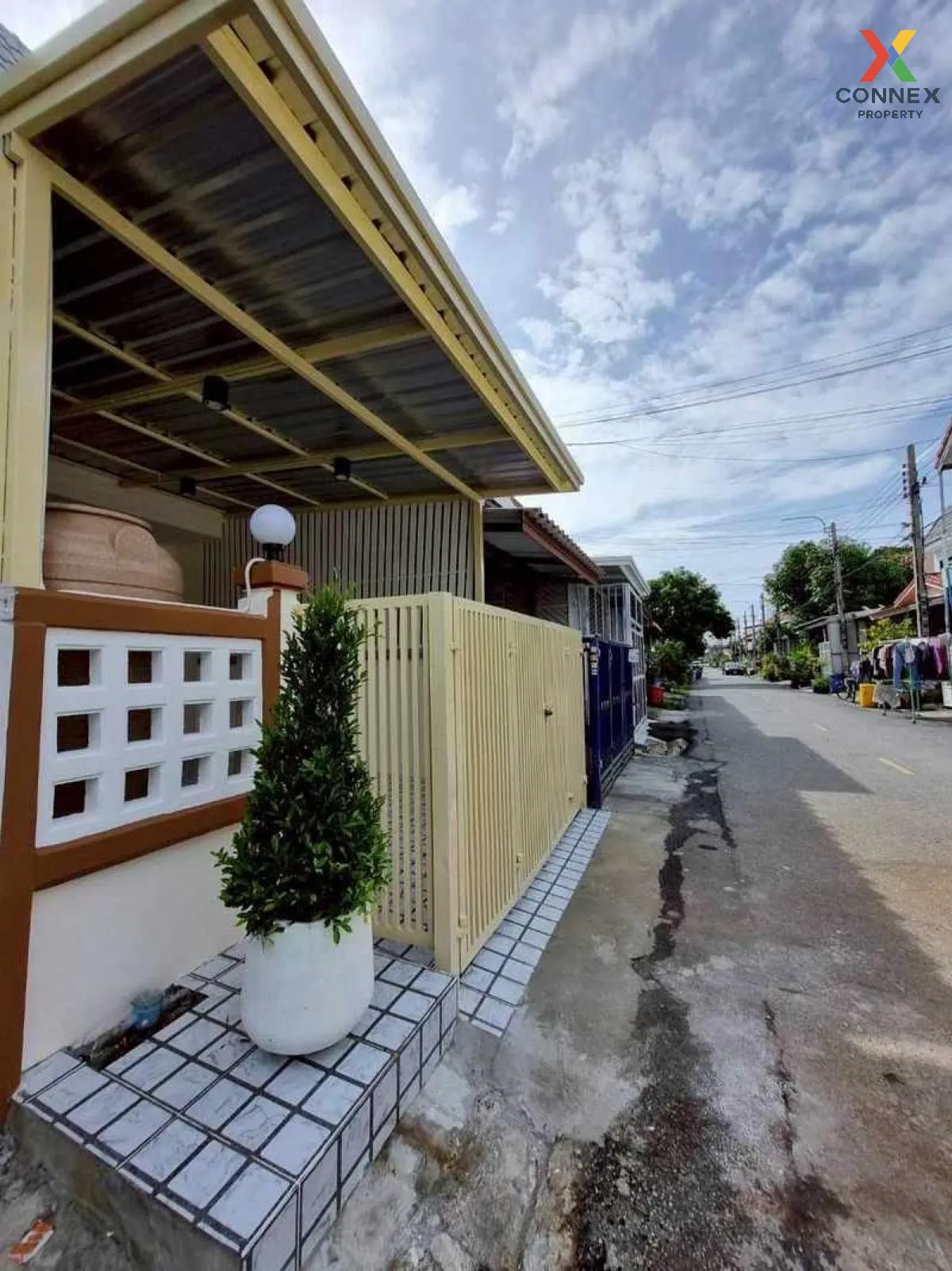ขายทาวน์เฮ้าส์/ทาวน์โฮม  บ้านพฤกษา 3 บางบัวทอง รีโนเวทใหม่ บางคูร