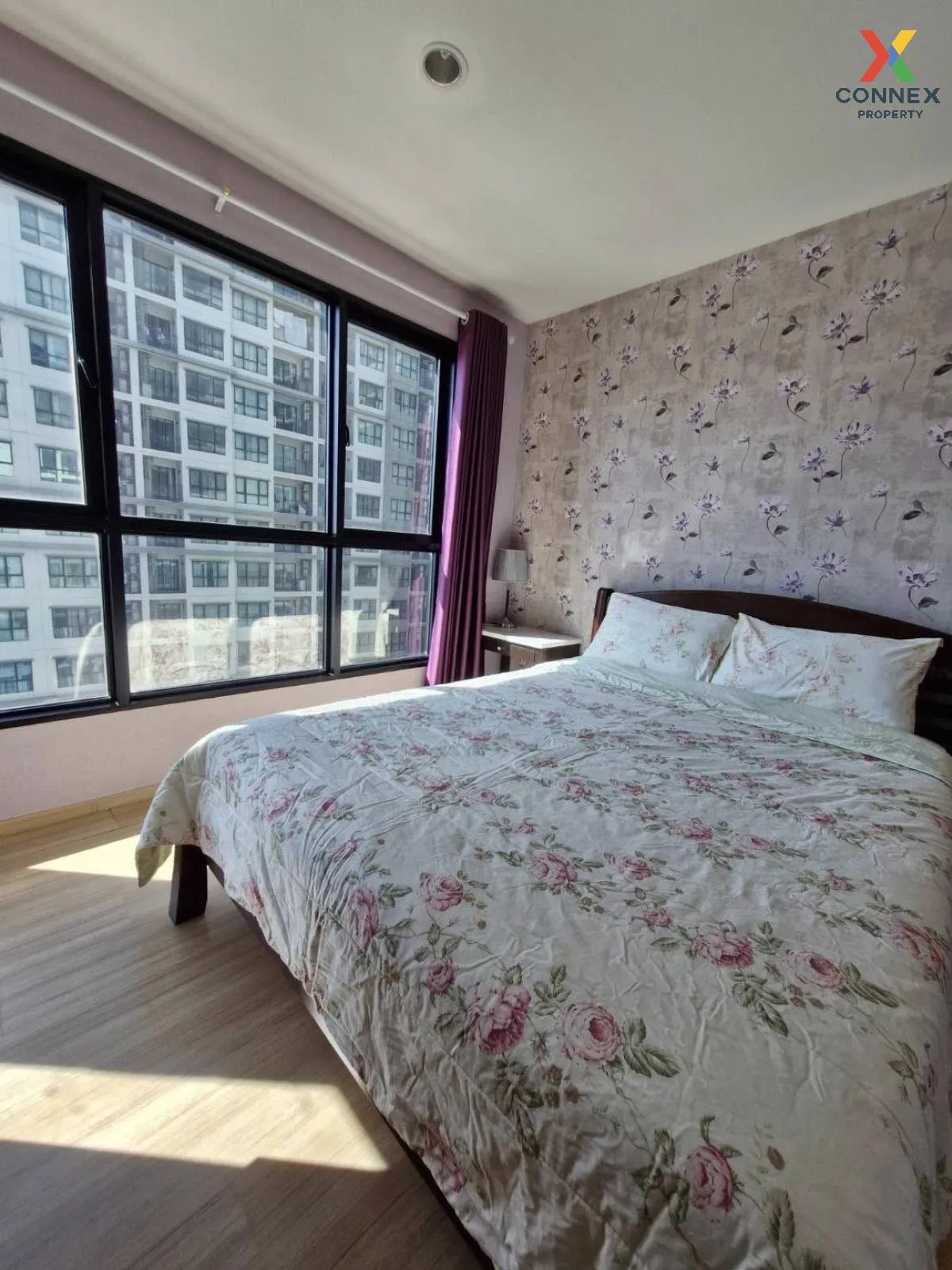 For Rent Condo , The Base Chaengwattana , corner unit , Khlong Kl 1