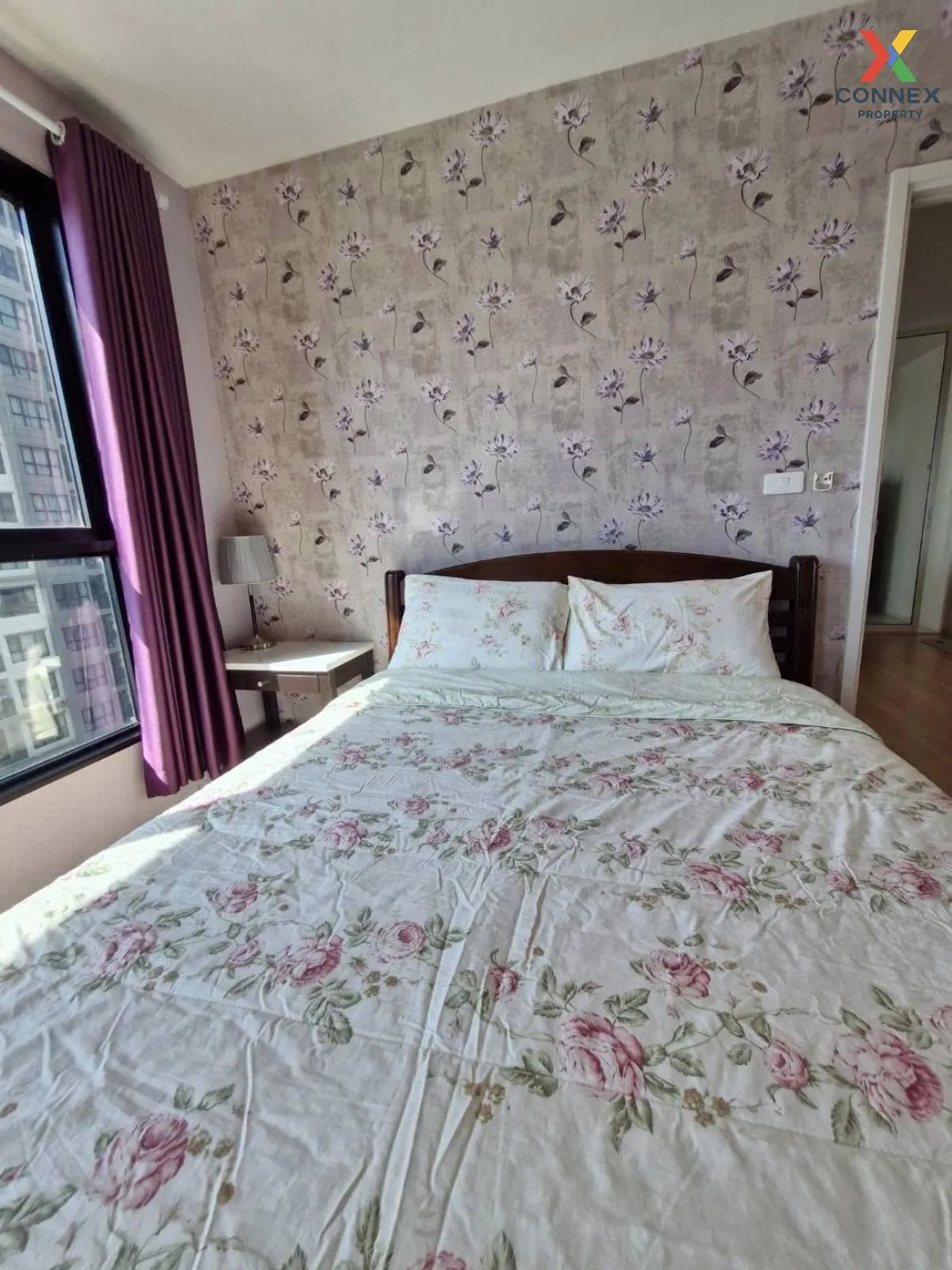 For Rent Condo , The Base Chaengwattana , corner unit , Khlong Kl