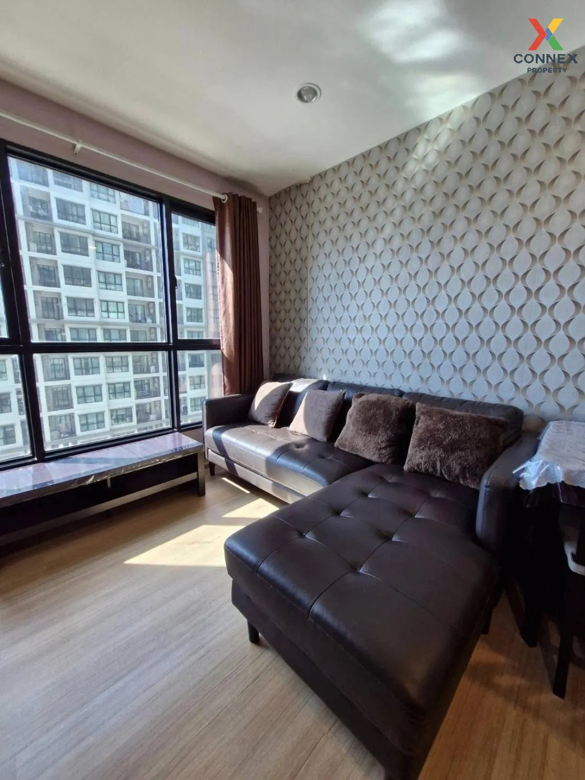 For Rent Condo , The Base Chaengwattana , corner unit , Khlong Kl