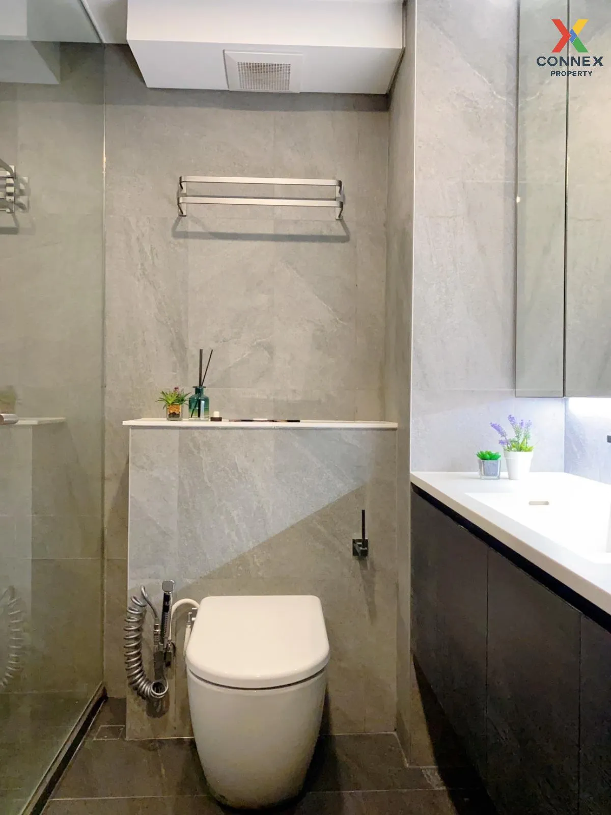For Sale Condo , Siamese Rama 9 (Landmark @MRTA Station) , Huai K