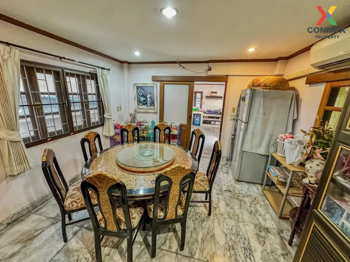 ขายบ้านเดี่ยวพร้อมโกดัง,รามอินทรา 60 รามอินทรา เขต คันนายาว กรุงเ