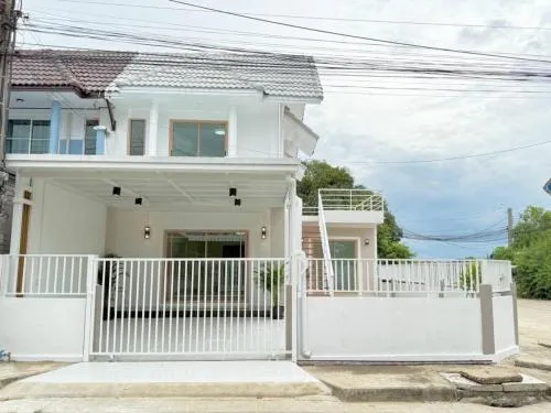 ขายทาวน์เฮ้าส์/ทาวน์โฮม  บ้านบัวทอง 4 บ้านกล้วย-ไทรน้อย ห้องมุม รีโนเวทใหม่ พิมลราช บางบัวทอง นนทบุรี CX-122881